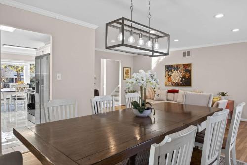 Colesville House | 5 bedrooms with 4 Full Bath Fire Pit BBQ and Plush Amen on 1 2 acre