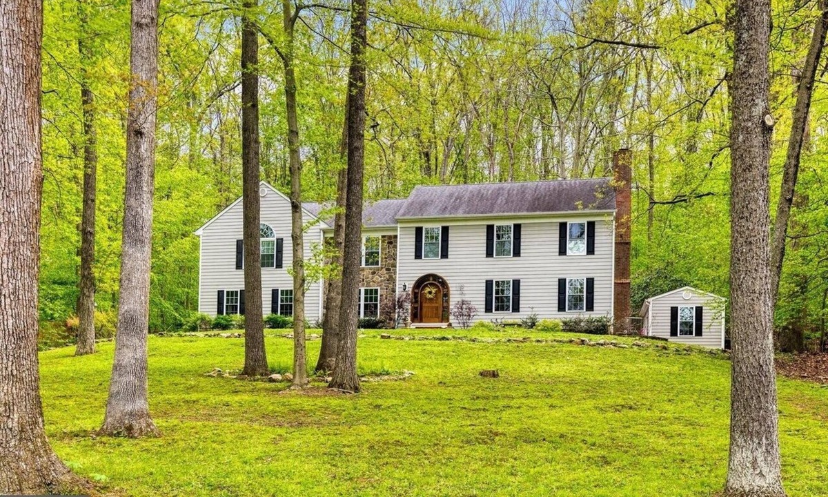 Long Green House | 8-Bedroom Luxury Home in Baltimore County