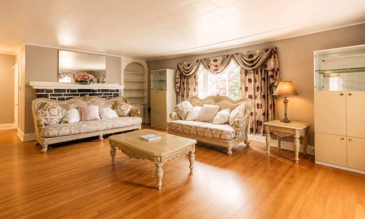 Upper Darby House | August Promo! 4 BR House near UPENN and CHOP