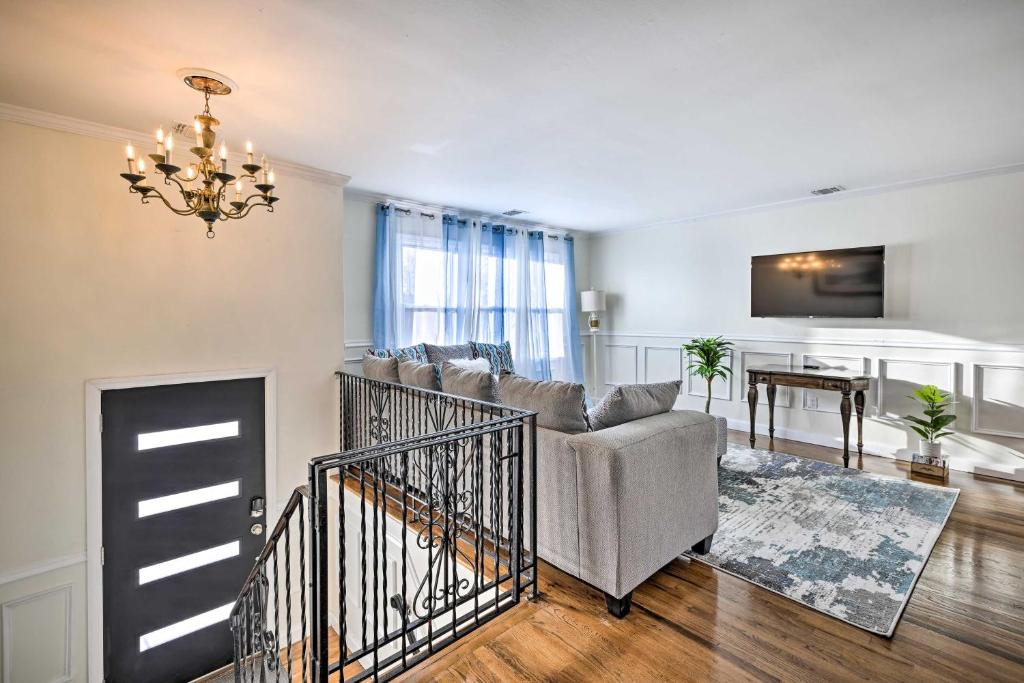 North Bay Shore Apartment | Bay Shore Vacation Rental w/Shared Yard!