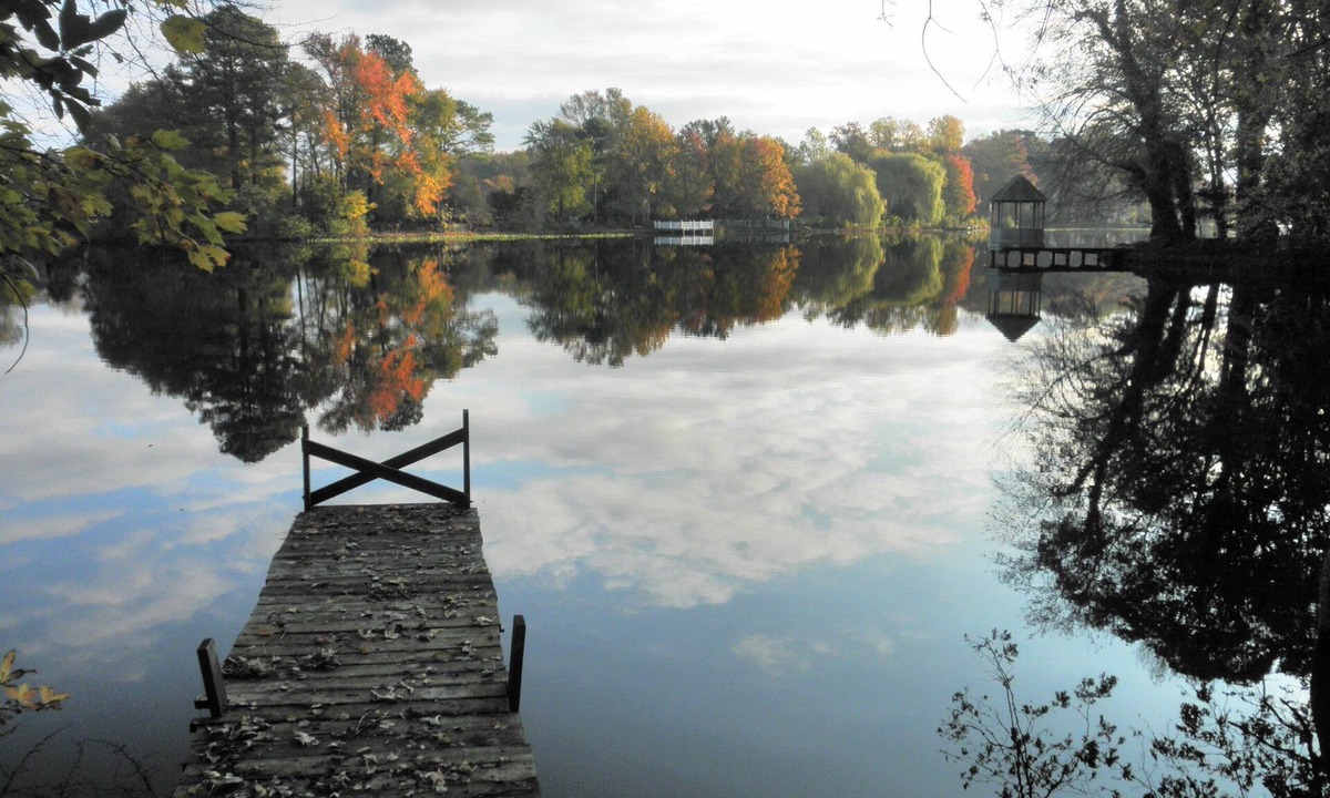 Red Mill Pond House | Best of both worlds, lakefront with beaches nearby.