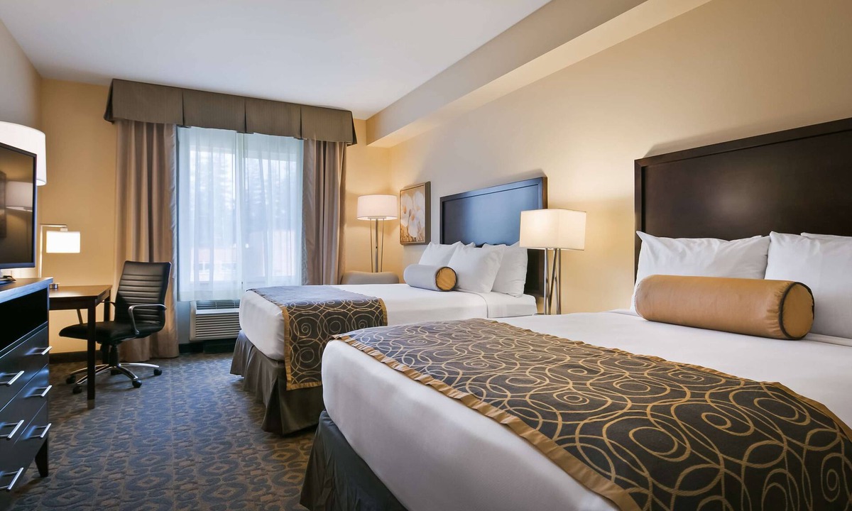 Arlington Hotel | Best Western Plus Arlington/Marysville