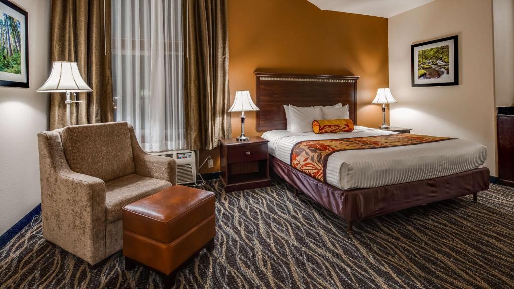 Battle Ground Hotel | Best Western Plus Battleground Inn & Suites
