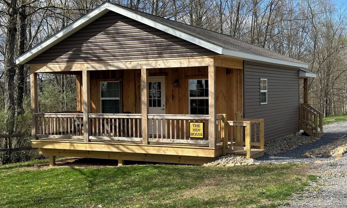 Benezette Cabin | Brand New! Bright, Airy Cabin Boarding Winslow Hill Elk Viewing Area!