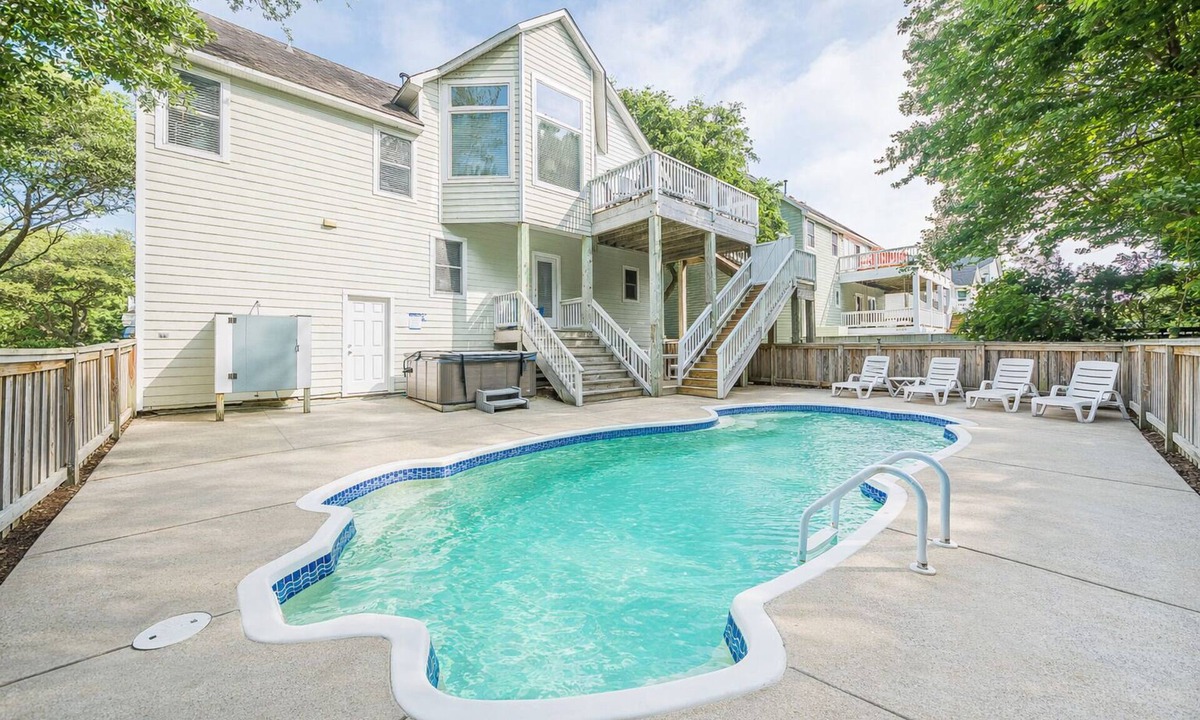 Corolla House | Casa Corolla - Currituck Club Amenities, Pool, Hot Tub, Golf Discounts, Flex Stays, Events