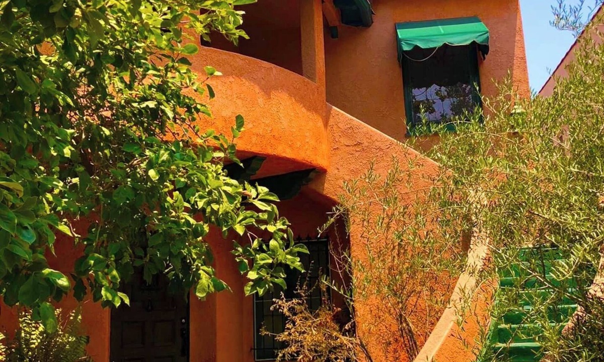 Carthay Circle House | Charming 3-bedroom house with WiFi, AC in wonderful Los Angeles