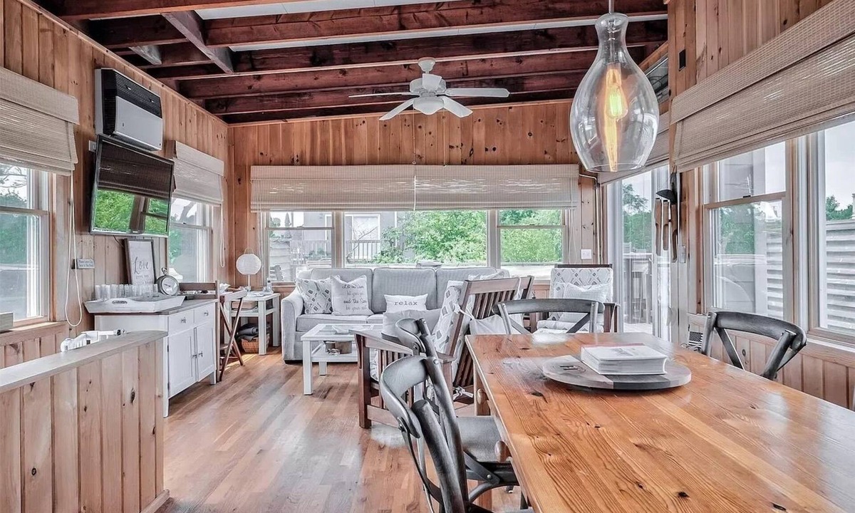 Fair Harbor House | Charming Fair Harbor 3br steps to ocean, sunset view, WiFi, A/C, outdoor shower.