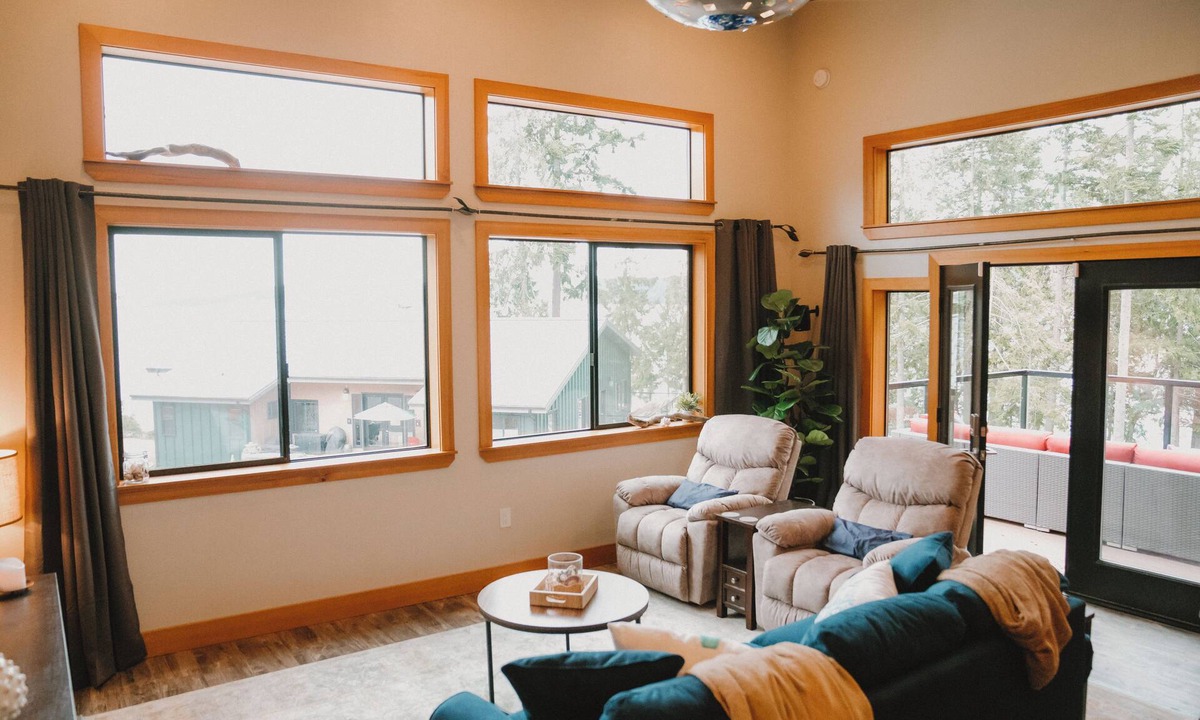 Sequim House | Charming Sequim Bay Hideaway-with EV Charging Station!