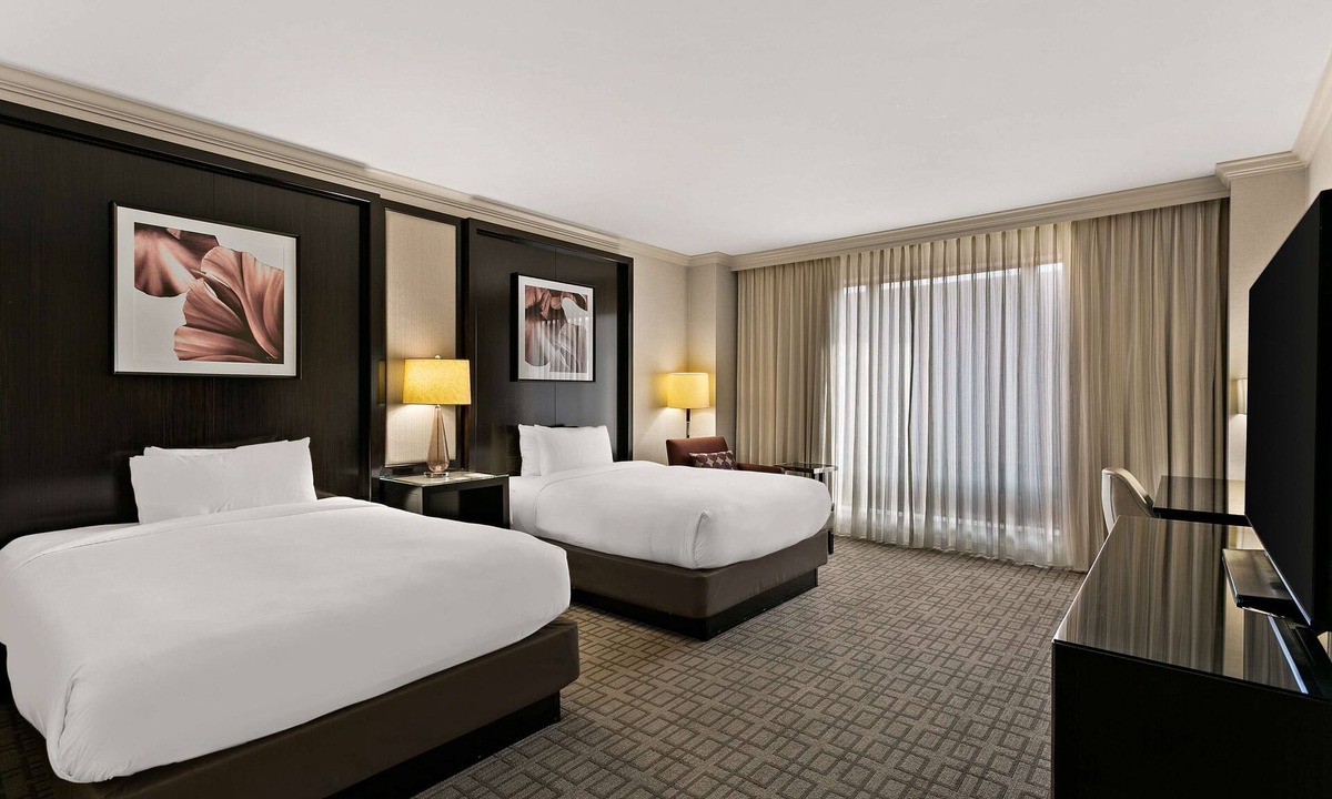 Downtown Baltimore Hotel | Convenient Stay in Baltimore! 3 Relaxing Units, Near M&T Bank Stadium