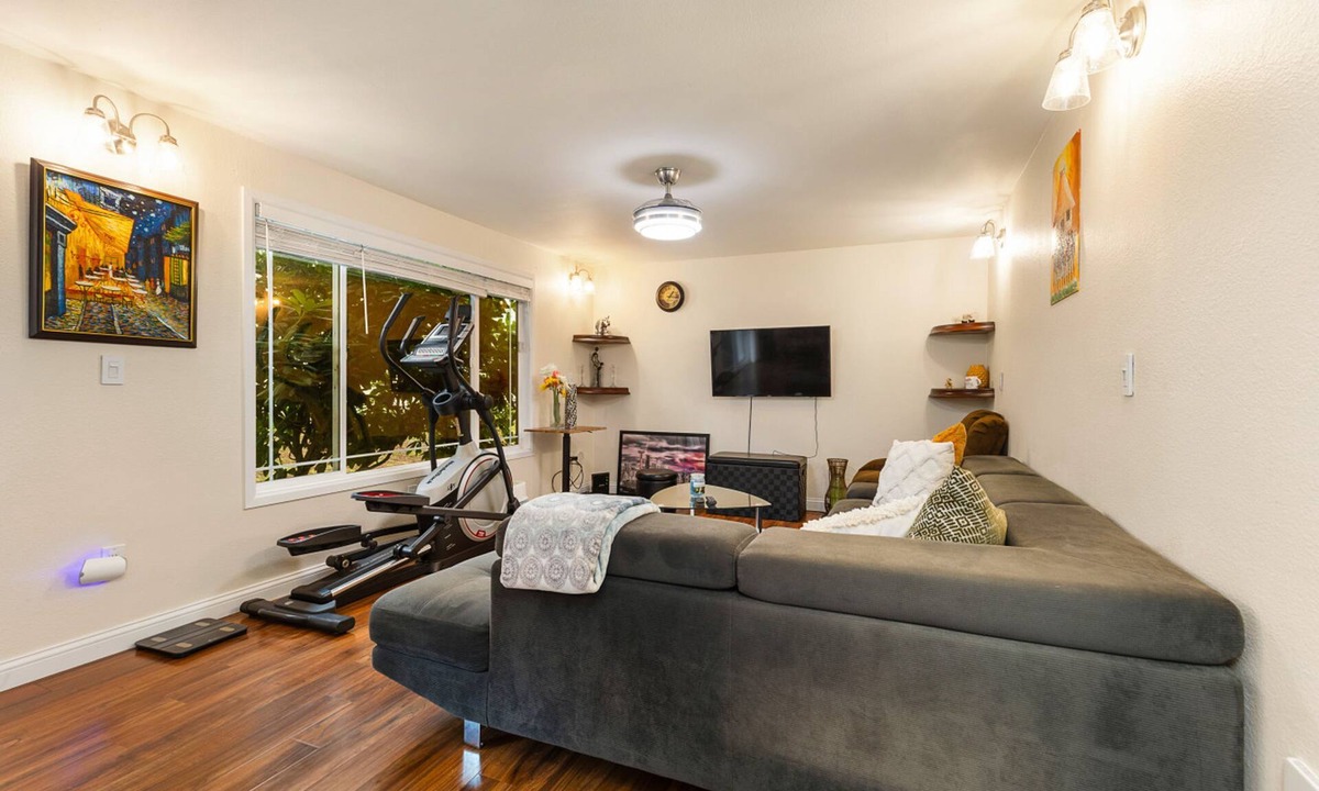 Lake Hills Apartment | Cozy Work-Ready 1BR Condo | Near Downtown