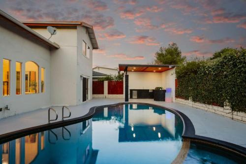 Del Rey House | Designer Project| Heated Pool & Spa - 9mins to MDR