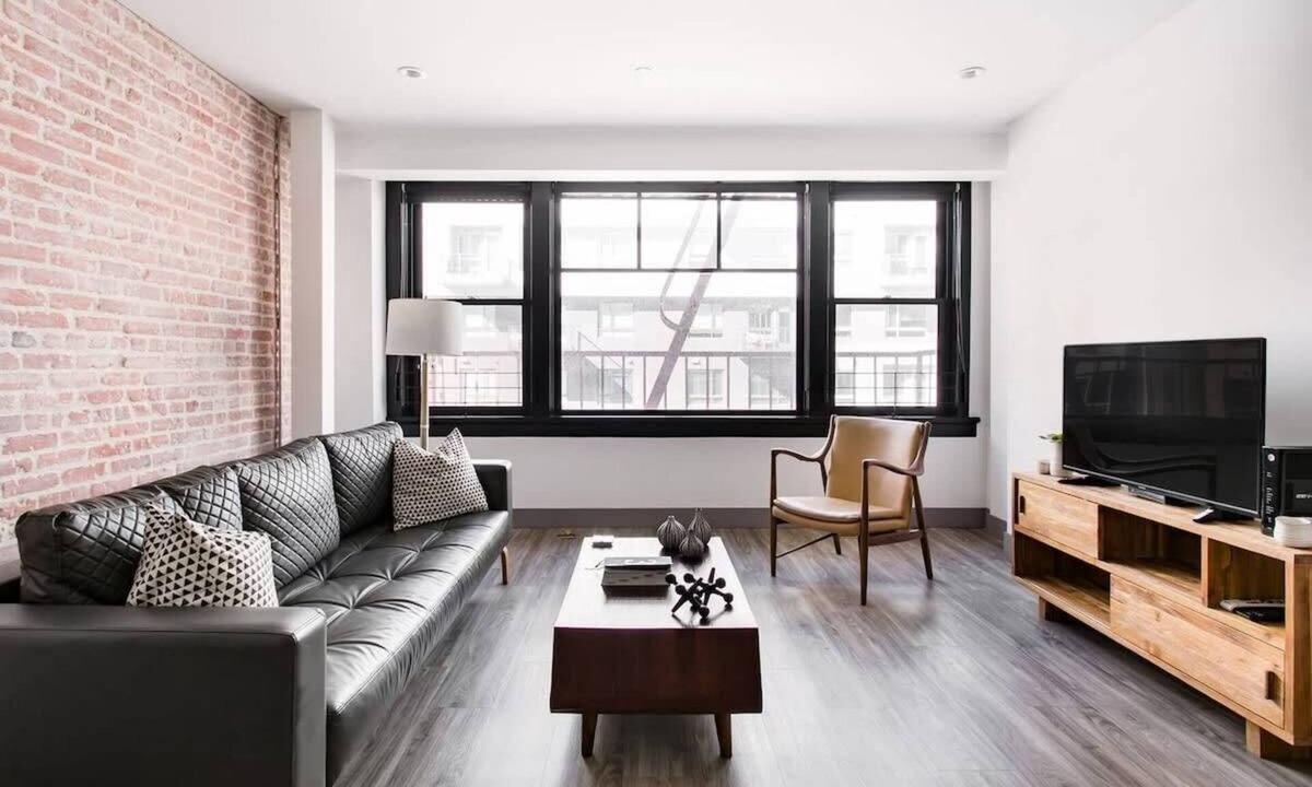 Historic Core Apartment | Distinguished Loft-Style Home w/Modern Kitchen
