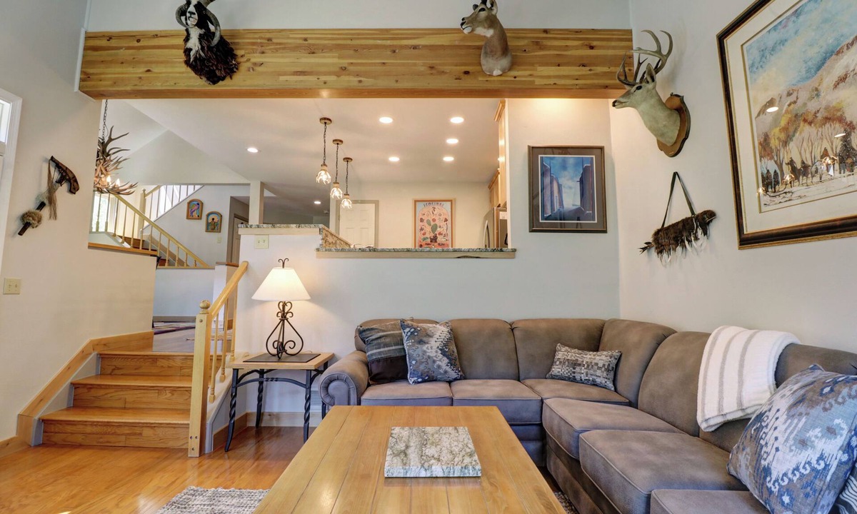 East Village at Copper House | Dog Friendly Townhome w/Amazing views! WD21