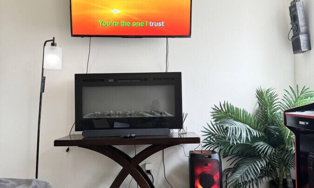 Downtown Baltimore Villa | Downtown Loft - Close to Topgolf, Horseshoe Casino, UM Baltimore