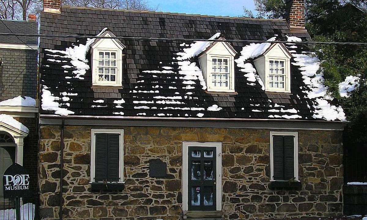 Linthicum Heights Resort | Explore Baltimore, Central Location Pets Are Allowed, Kitchen!