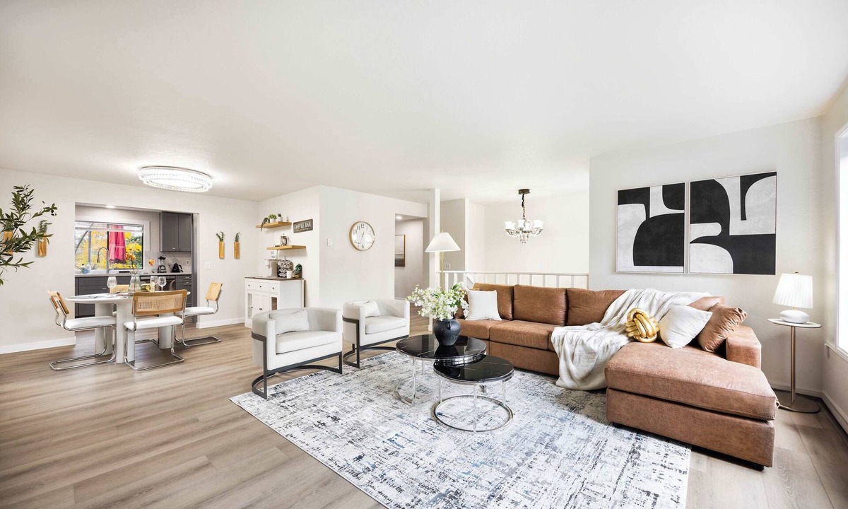 Cedar Heights House | Family-friendly Home w/Kids' Play Castle