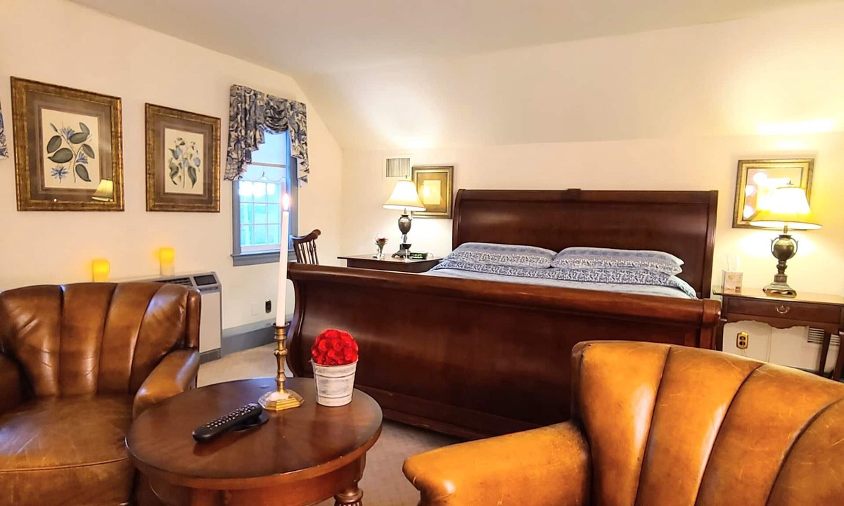 Malvern Bed & Breakfast | General Warren