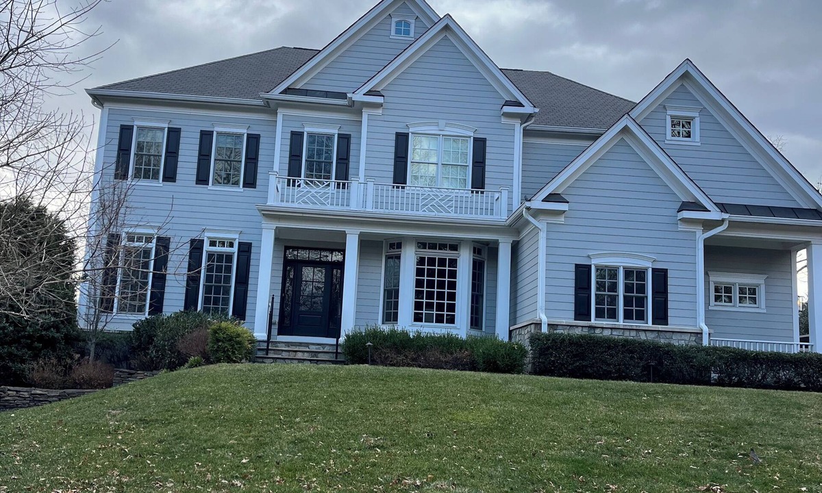 McLean House | Gorgeous, Refined 6-Bedroom Home in Sought After Franklin Park in Mclean