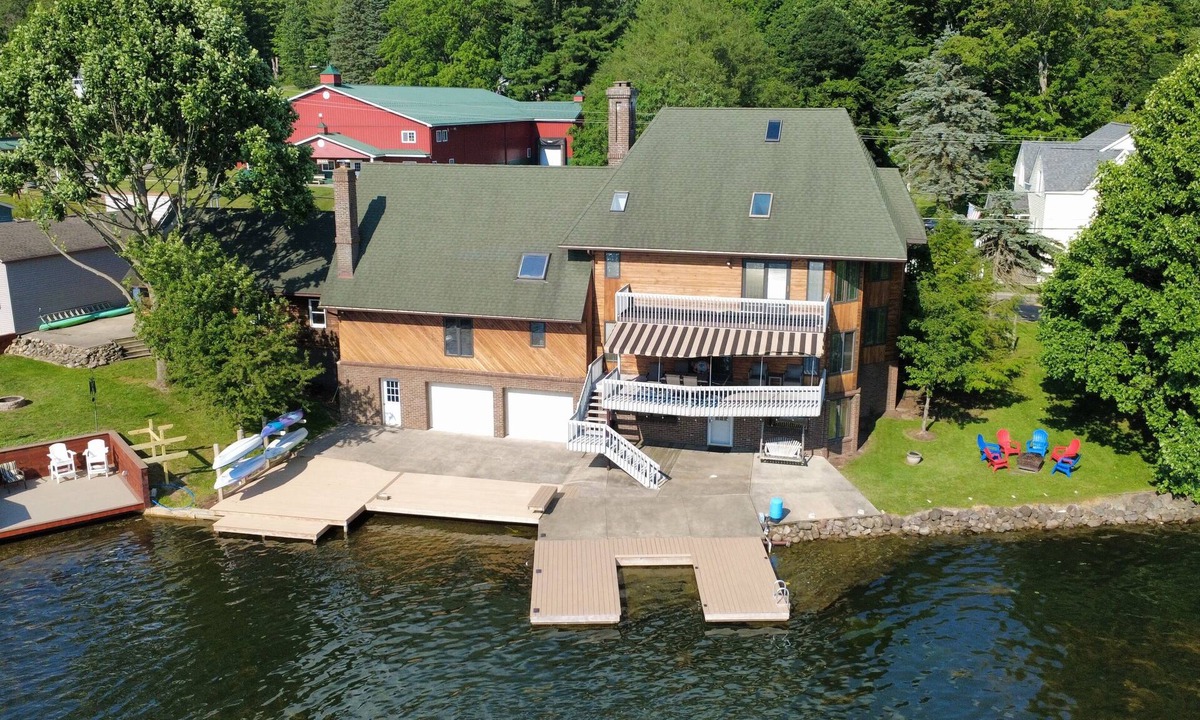 Findley Lake House | Immaculate & Spacious Lakefront Home/Intsa: griffinslanding x findley lake