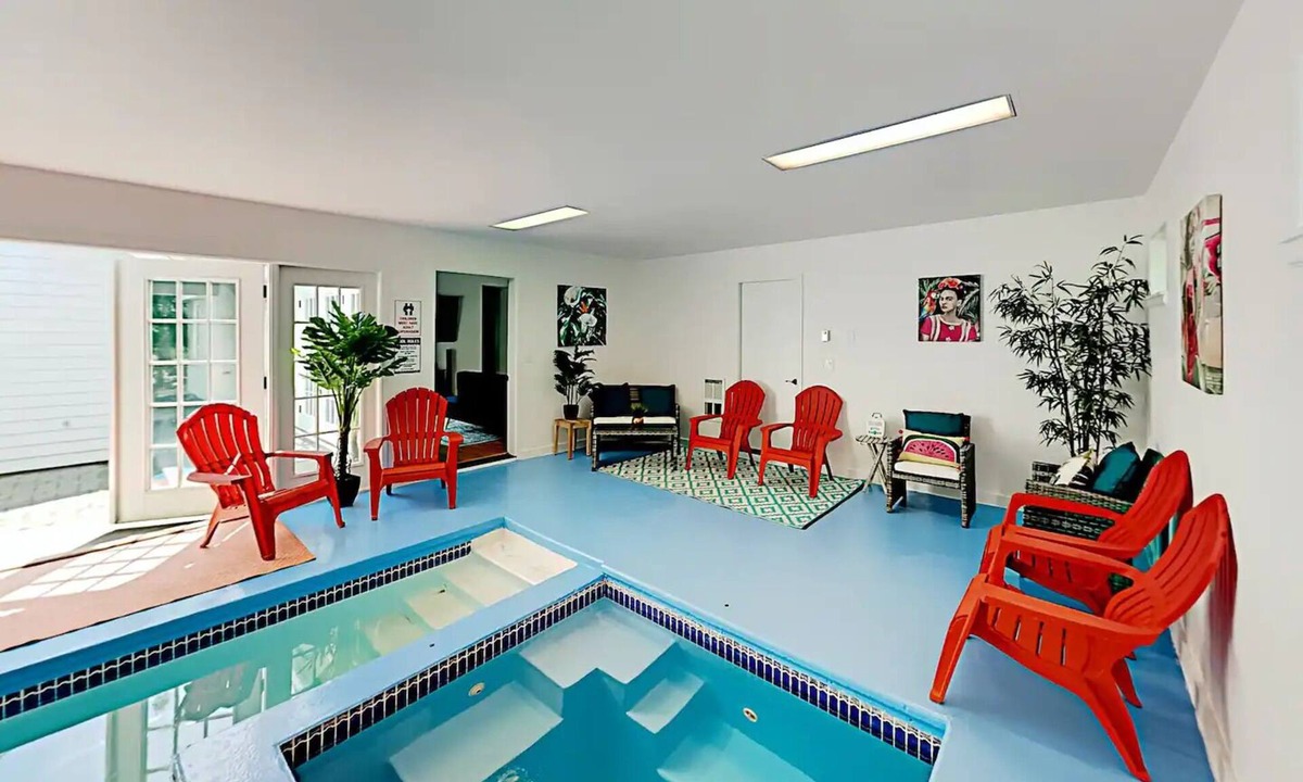 Larkspur House | Indoor Heated Pool & Hot Tub, Game room, EV Charger, Pets Welcome!
