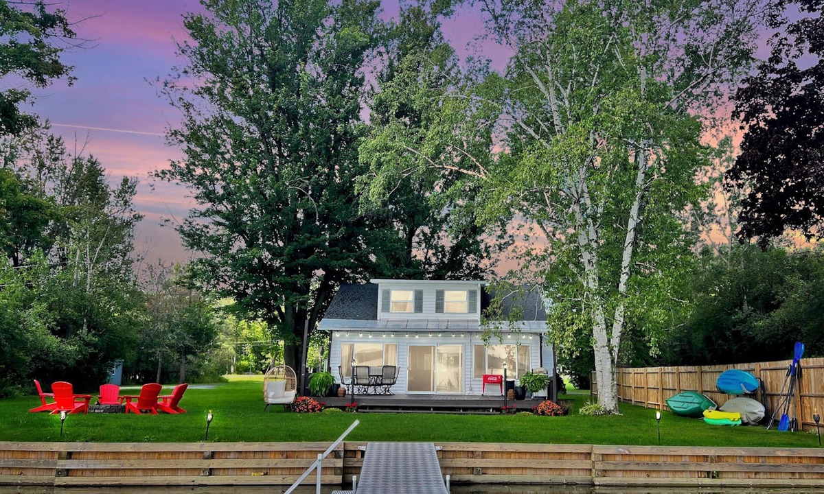 Auburn Cottage | Lakefront Rare 2+ Acre Lot 100ft+ of Lakefront