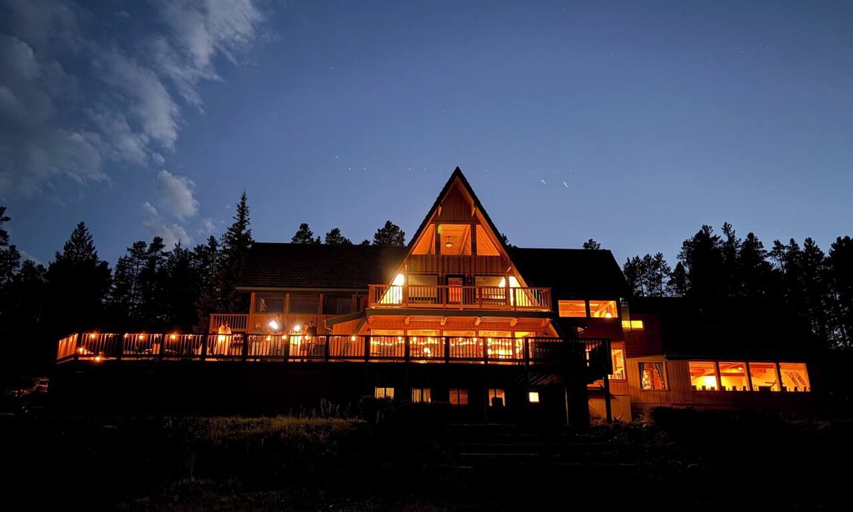 Breckenridge House | Large Private Peak 7 Lodge with Views overlooking the continental divide.