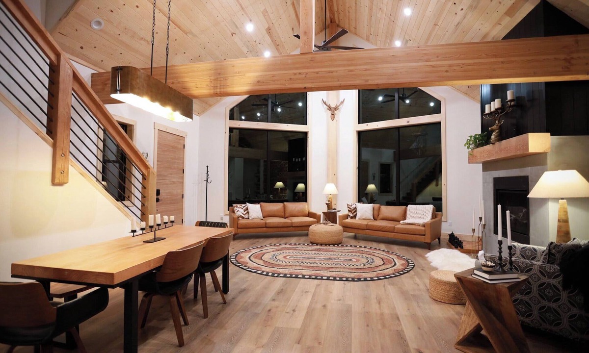 Mammoth Creek Cabin | Luxury Cabin w/Sauna|Near Zion & Bryce|Sleeps 8
