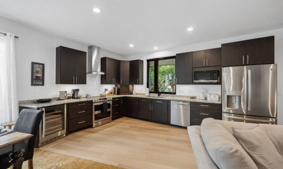 Woolen Mills House | Luxury Modern Home + Studio | Elevator | Rooftop