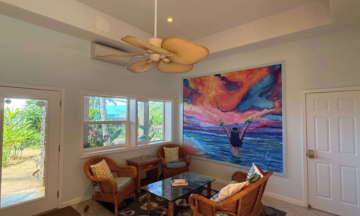 Kahana Villa | Maui B&B | 3 Oceanview Rooms | Steps from Beach w. AC | BBQ & Free Breakfast