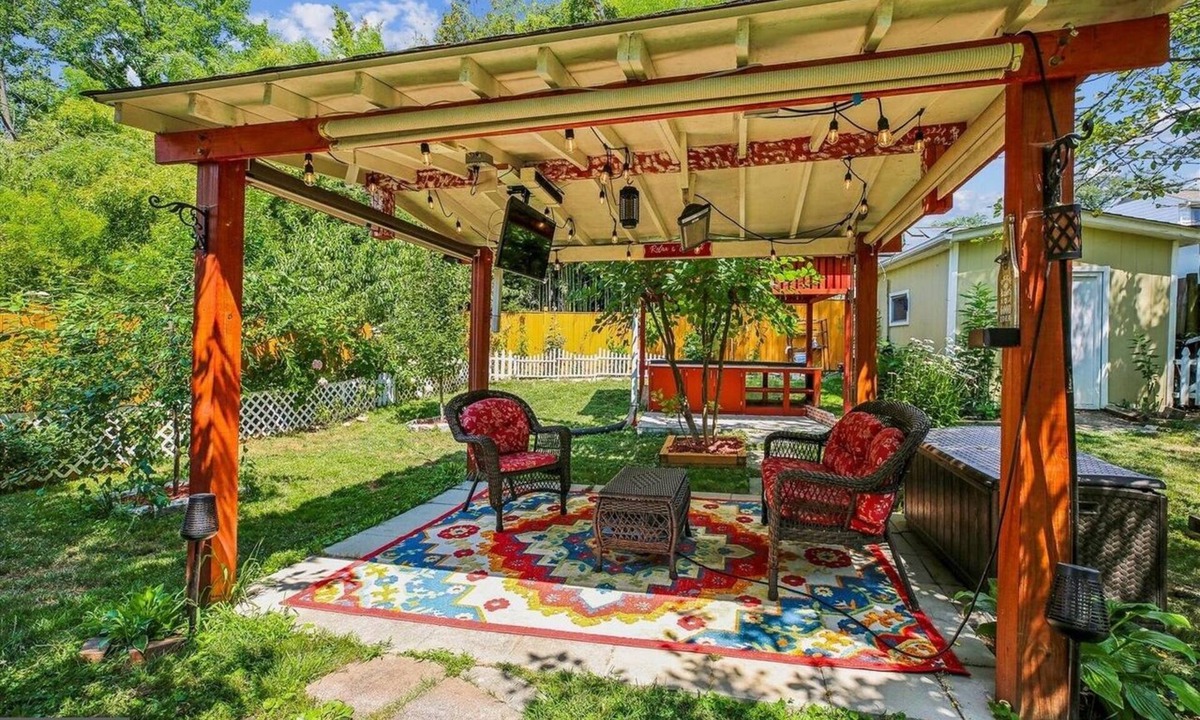 Wheaton-Glenmont House | Modern Cozy Silver Spring Getaway Basement Guesthouse - Close to DC