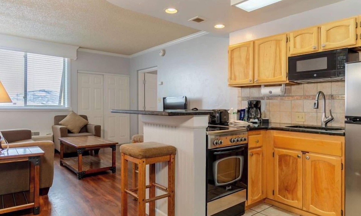 Steamboat Springs Hotel | Nature Getaway! Relaxing Unit w/Amazing View | Close to Downtown