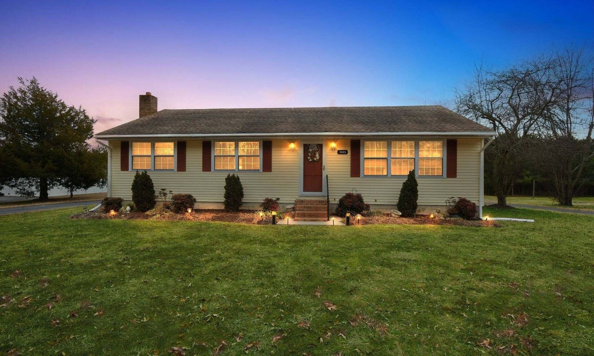 Salisbury House | NEW! Relaxing 3BR Retreat Home Near Ocean City