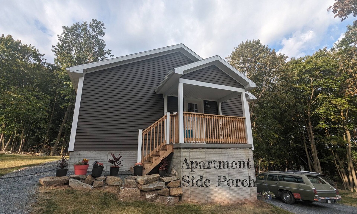 Highfield-Cascade Apartment | New Studio Apartment - Next To Appalachian Trail - Near Ski Liberty