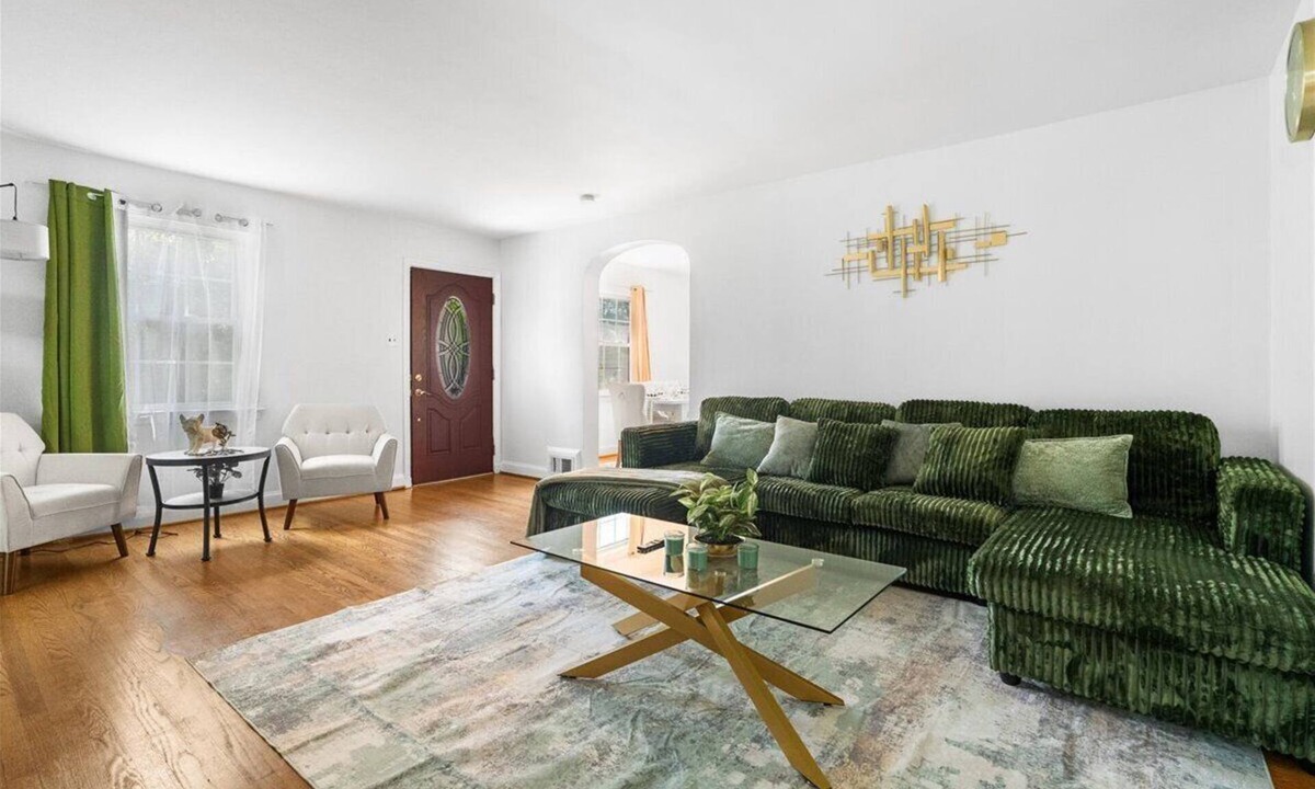 Lyon Park House | Newly active beautiful 5-bedroom house in a prime location near DC