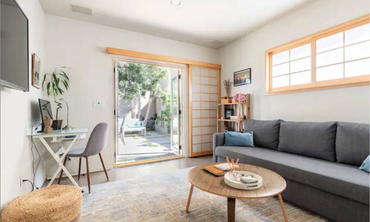 Playa Del Rey Apartment | Oasis by the Sea, block to beach, economical luxury