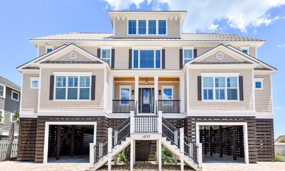 Inlet Harbour House | Oceanfront, Pool, Hot Tub, Exceptional Reviews!