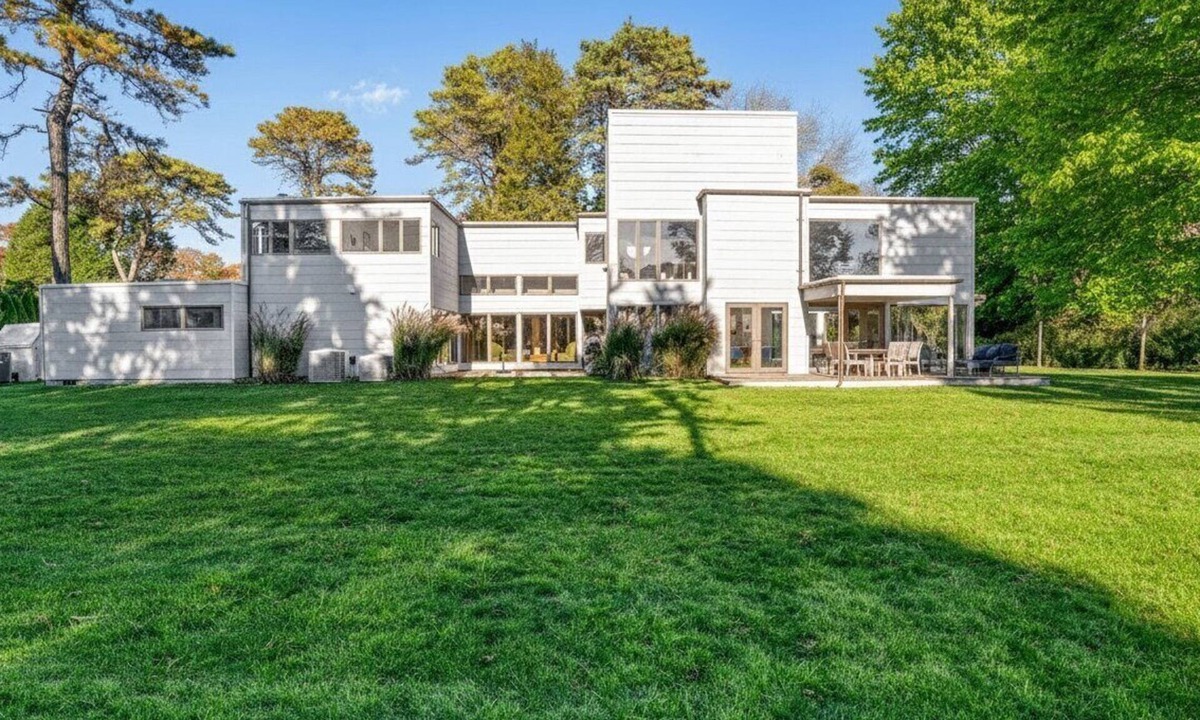 Village of East Hampton House | Private East Hampton Retreat Near Georgica Beach & Pond
