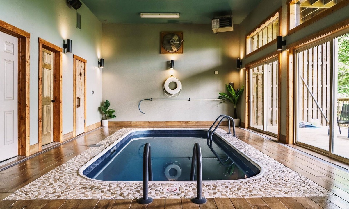 Smoky Mountains Cabin | Private Indoor Pool! Sauna-Hot Tub-Amazing Views!