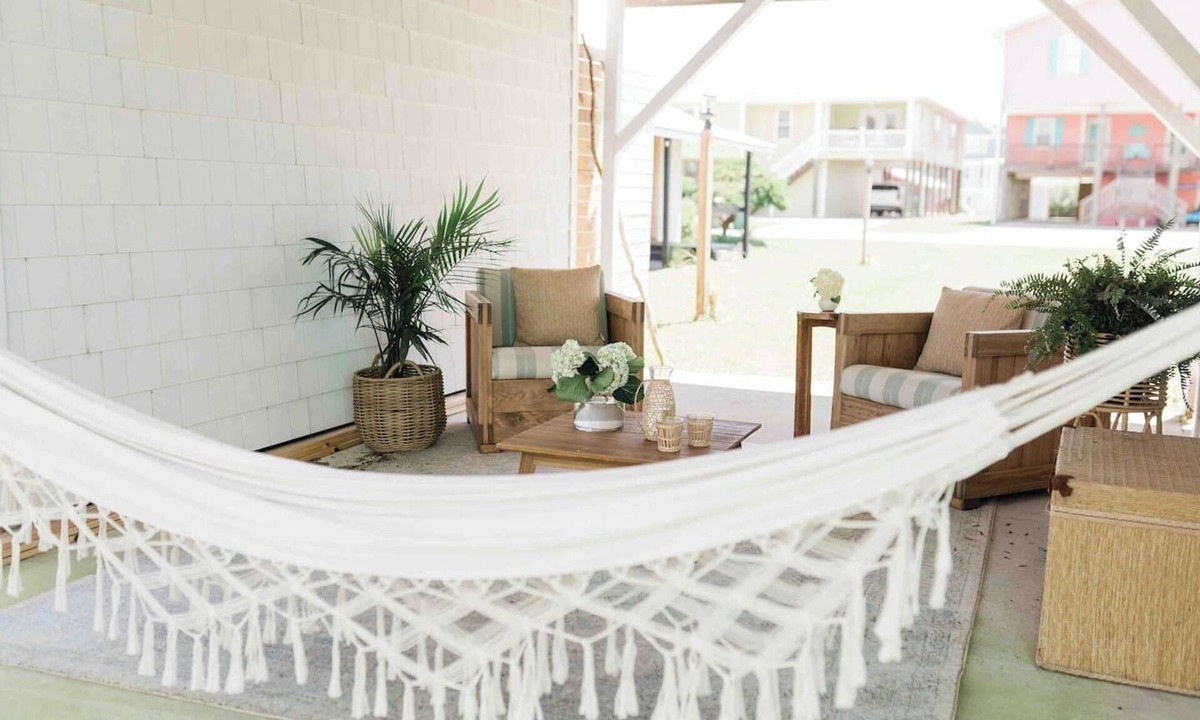 Kure Beach House | Romantic Kure Beach Bungalow - New Hot tub!