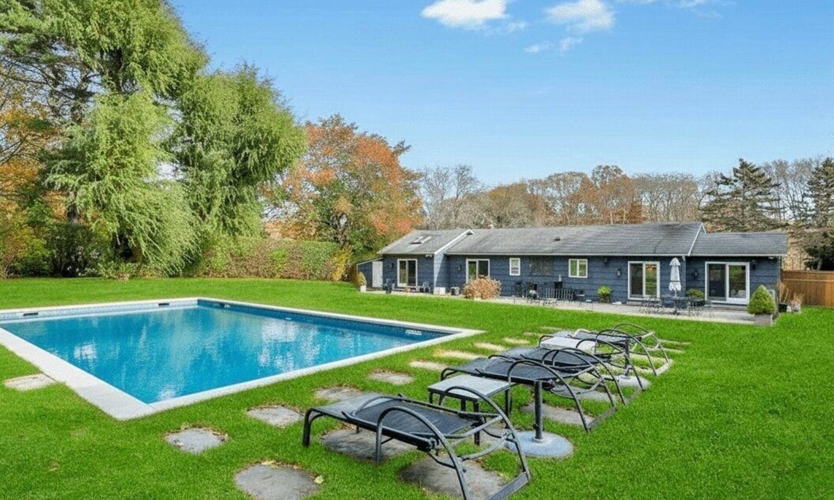 Tuckahoe House | Single-Level Southampton Retreat with Heated Pool Near Beaches & Village