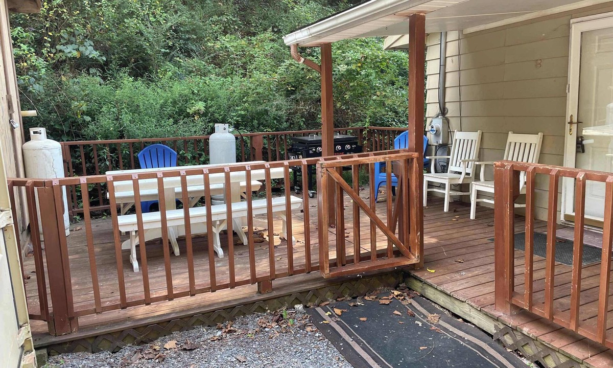 Gilbert House | The Gilbert Trailhouse