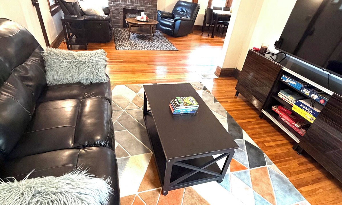 Minneapolis House | Urban Hideaway Como, U of M, Stadiums, downtown Mpls & St Paul, MOA, MSP AirPort