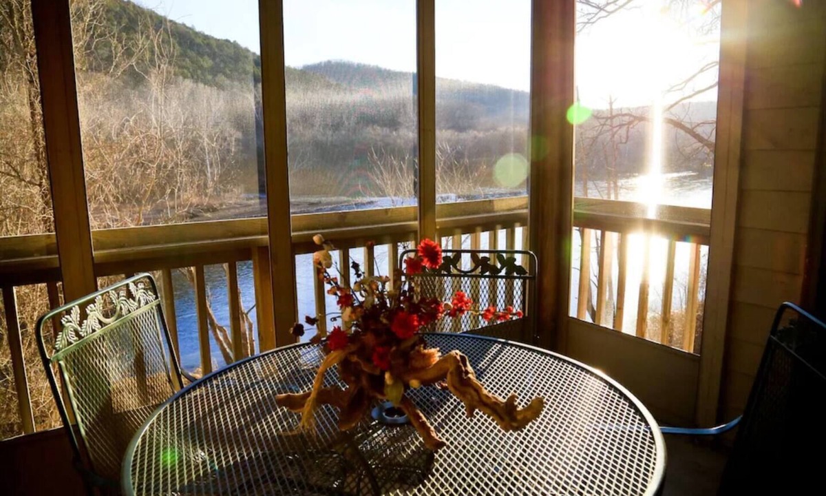 Table Rock Condo | Vibrations~Luxury Lakefront Condo~Pointe Royale Resort~Pools/HotTub