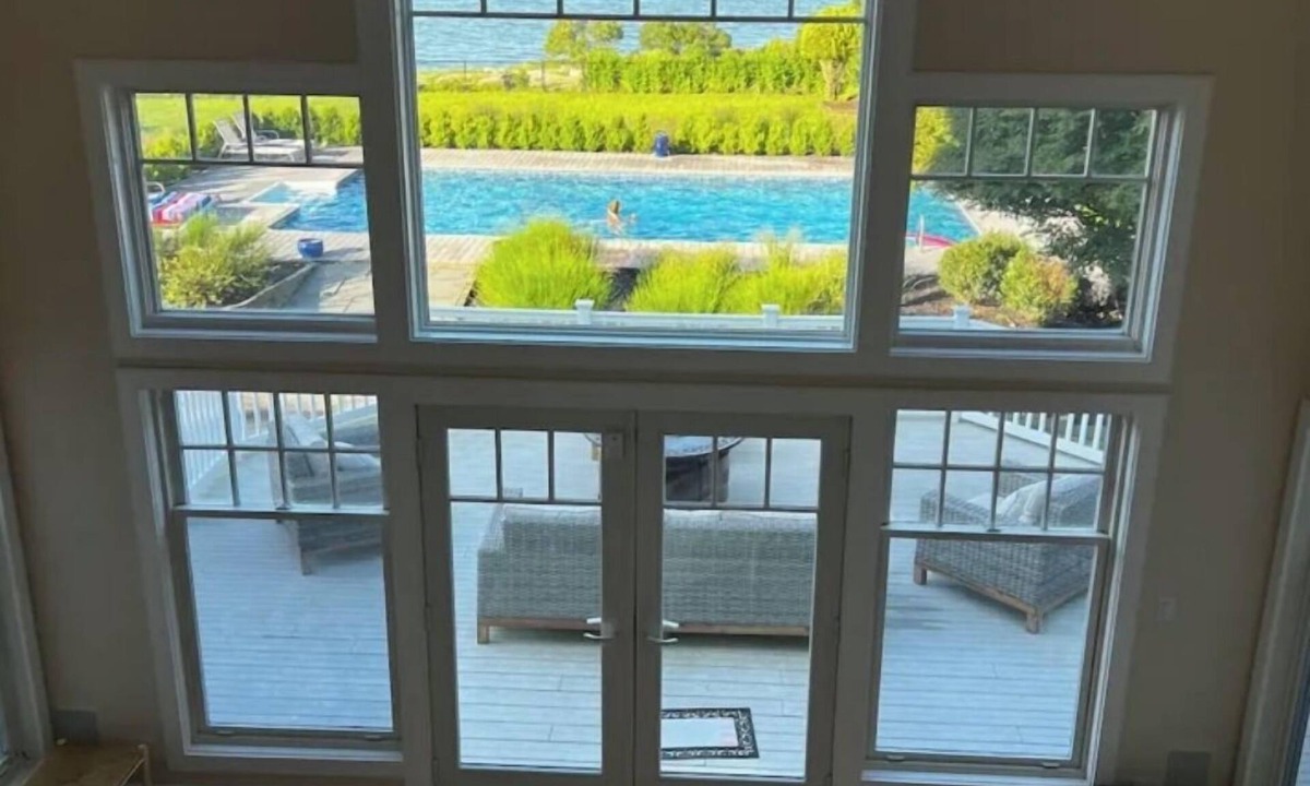 Shinnecock Hills House | Views ! Views! Views ! Water Front Property 4 bedroom house in Southampton