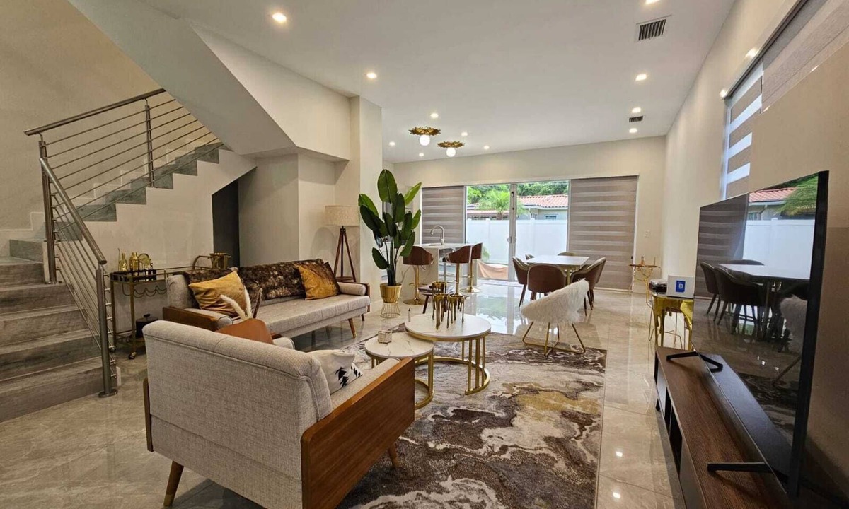Coral Way House | Villa at The Grove