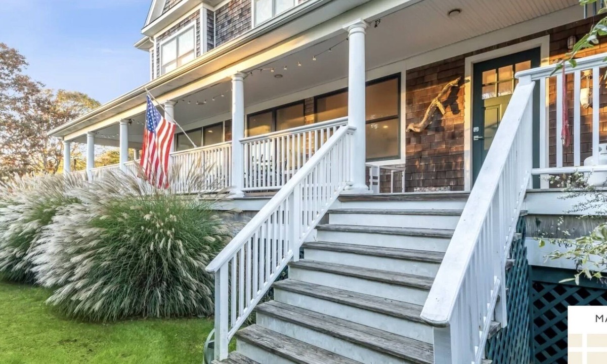 Center Moriches House | Waterfront Boho Beach House, a stone's throw from the Hamptons!