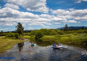 Bend-Sunriver Camping Resort Cottage 1