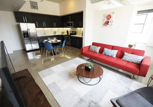 Downtown Lofty Suites