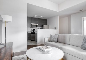 Upscale South Loop 1BR nr L & Grant Park, by Blueground in Chicago
