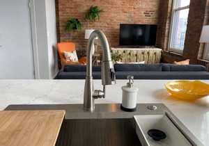 ZANGO: Explore OTR/Downtown from a Renovated Condo